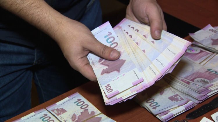 Bankda pulu olanlara XƏBƏRDARLIQ!