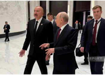 İlham Əliyev Bişkekdə Putinlə ayaqüstü görüş keçirdi – FOTO