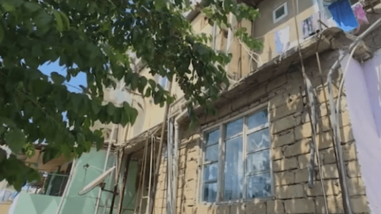 Sumqayıtda REAL TƏHLÜKƏYƏ çevrilən yataqxana