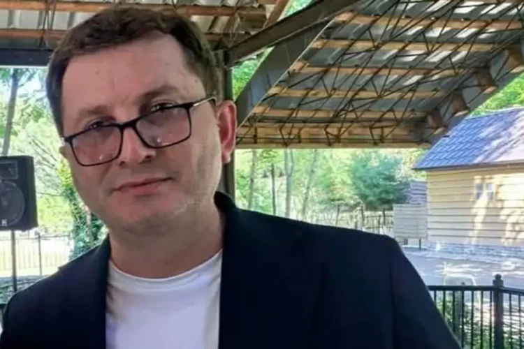 Rəis qəfil vəfat etdi – FOTO