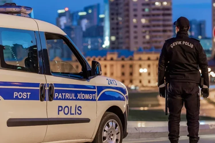 Bir ailənin üç üzvü bıçaqlandı, ana öldü – Oğul saxlanılıb