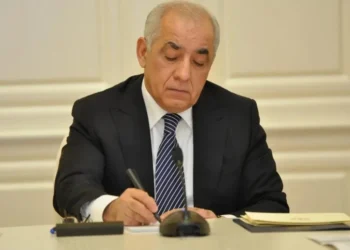 Baş nazir qərar imzaladı