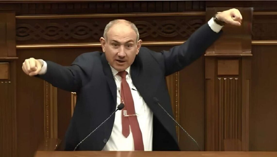 Paşinyanın qeyri-adi hərəkətləri – VİDEO