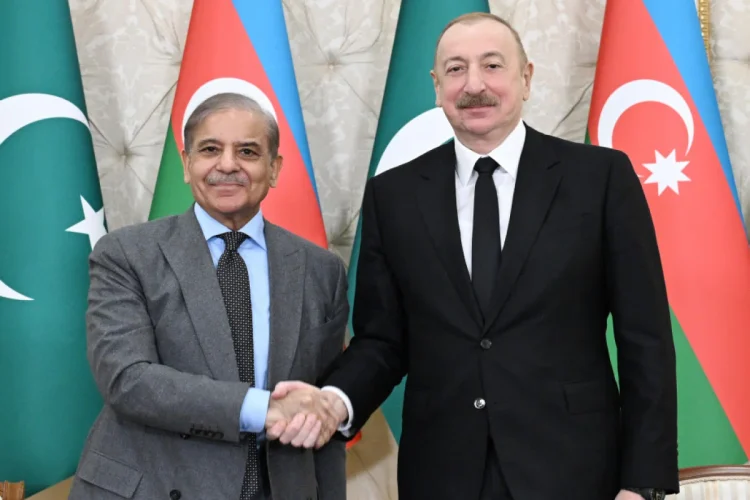Şahbaz Şərif Azərbaycandan DƏSTƏK İSTƏDİ — İlham Əliyev Razılıq Verdi