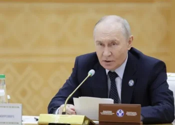 Putinin təyyarəsi Moskvaya eniş edə bilmir
