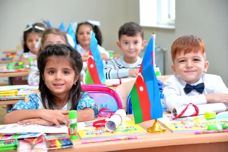 Bakıda dərs saatları dəyişdirilə bilər?