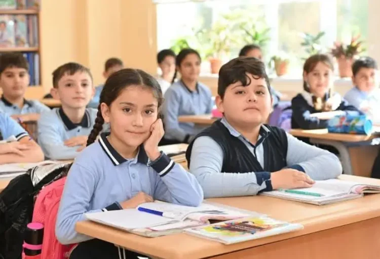 Təhsil Şurası: Dini hisslərdən siyasi məqsədlər üçün istifadə yolverilməzdir