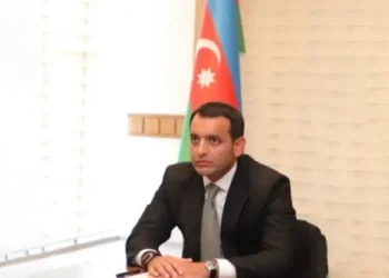 İcra başçısı 3 nəfərə vəzifə verdi