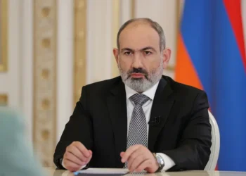 Paşinyan Qırğızıstan Prezidentinə görə onu işdən çıxardı