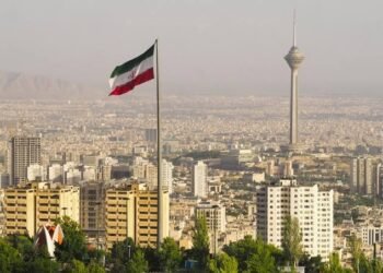 “Tehran əvvəl öz konstitusiyasına əməl etsin” – Bakıdan sərt mesaj