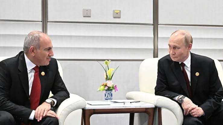 Putin emissarını İrəvana göndərir – SƏBƏB