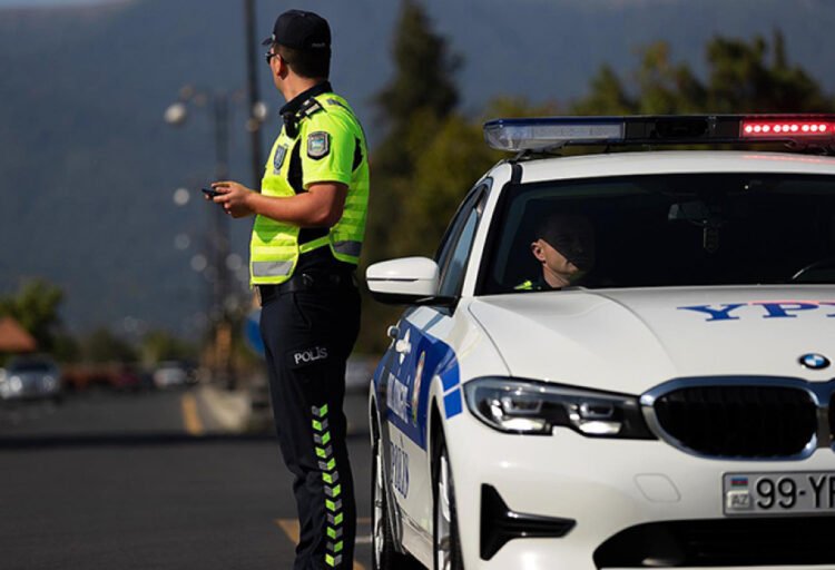 Polisdən piyadalara çağırış: Azyaşlılarla hərəkət zamanı…