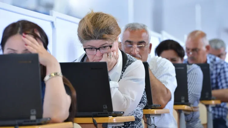 Universitet müəllimləri də sertifikasiyadan keçməlidirmi? –  AÇIQLAMA  
