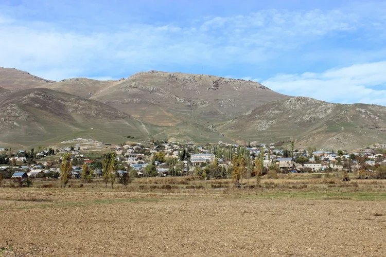 Qərbi Azərbaycanın Tayçarıq kəndi — tarixi və keçmişi