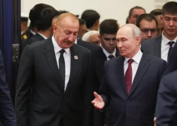 Putin Əliyevlə Türkmənistanda ayaqüstü söhbət ETDİ