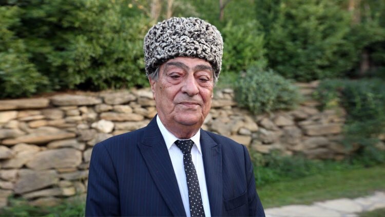 Məhkəmə Rəşid Mahmudov barəsində qərar verib — Şikayətçi tanınmış MÜĞƏNNİDİR