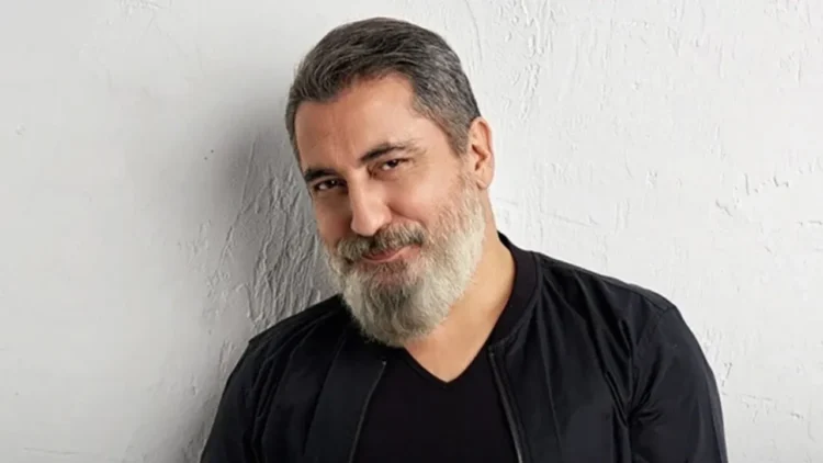 Məşhur sənətçi xəstəxanaya yerləşdirildi – İntubasiya edildi